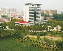 平顶山文化艺术职业学院 